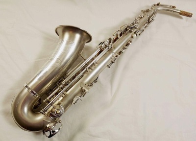 4_f low.jpg