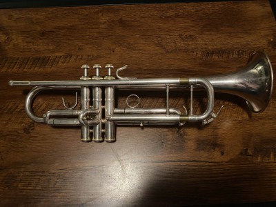 trumpet1.jpg