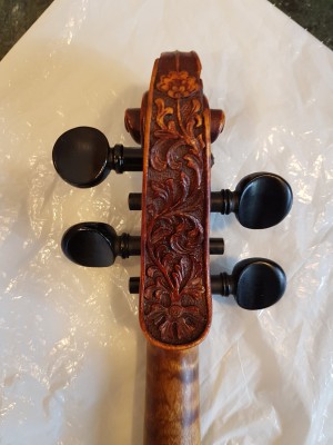 violin_pegbox_back.jpg